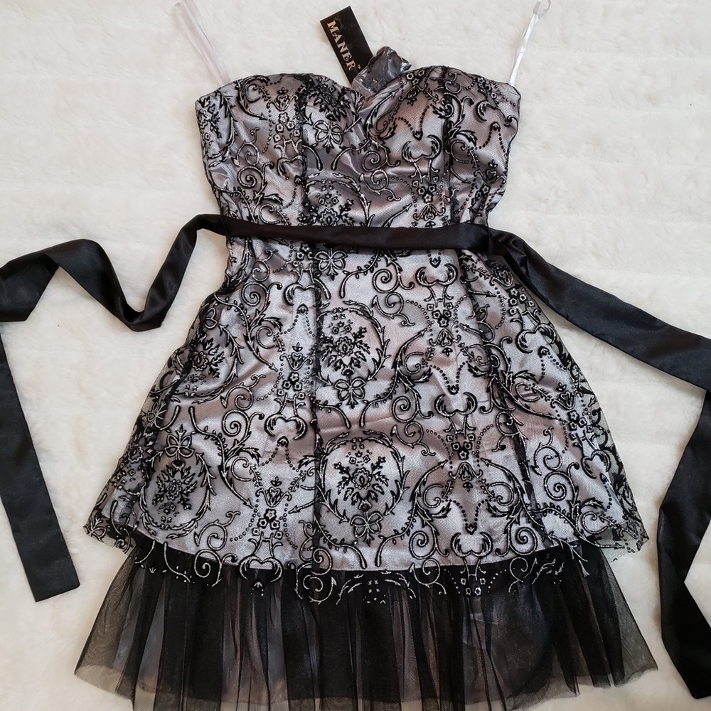 Maner Women’s Lace Dress